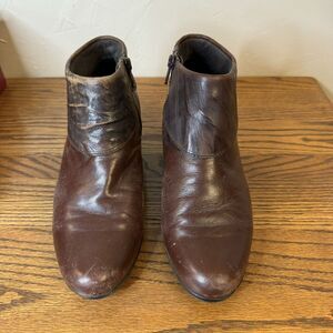 Vtg BROWN MUNRO AMERICAN BOOT w/ZIPPER 2in.‎ HEEL,  Sz 6.5